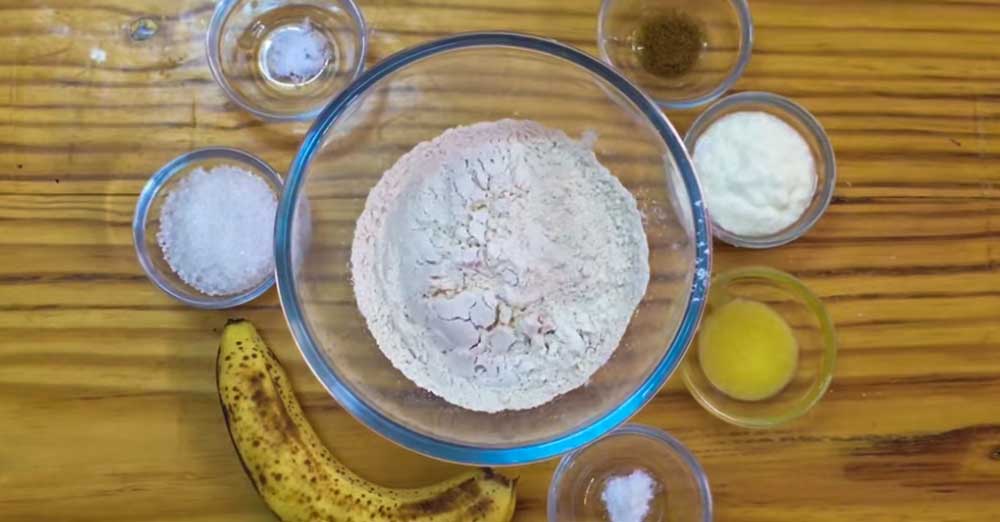 કાચા કેળાનું શાક બહુ બનાવી લીધું, હવે તેની ટેસ્ટી મસાલા પુરી બનાવો 2 Banana Puri 1