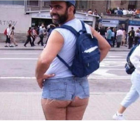 વર્લ્ડના 10 બેસ્ટ પિક્ચર જે જોઇને તમે હસી-હસીને લોથપોથ થઇ જશો. 8 gujju media 4 story 7