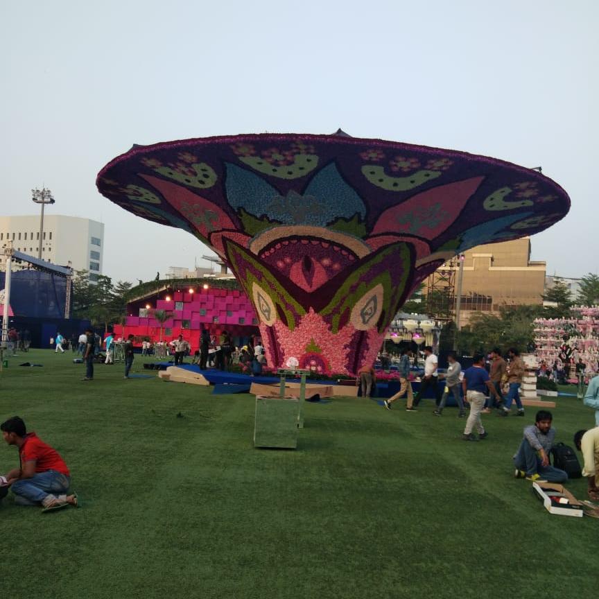 ઈશાઆનંદ ના વેડિંગ રિસેપ્શનમાં પહોંચ્યા હેમામાલિની, દિયા મિર્ઝા, ઝહિર ખાન તેમજ અન્ય મહેમાનો 25 Colourful decoration