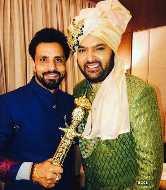 જુઓ, કપિલ-ગિન્નીના શાનદાર લગ્નની આ તસવીરો 8 Kapil 7