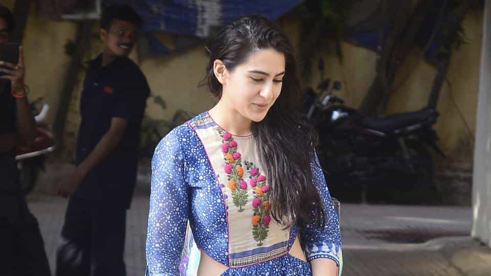 આ હિટ અકટ્રેસે મચાવી છે બૉલીવુડમાં ધૂમ…. 10 sara ali khan 8