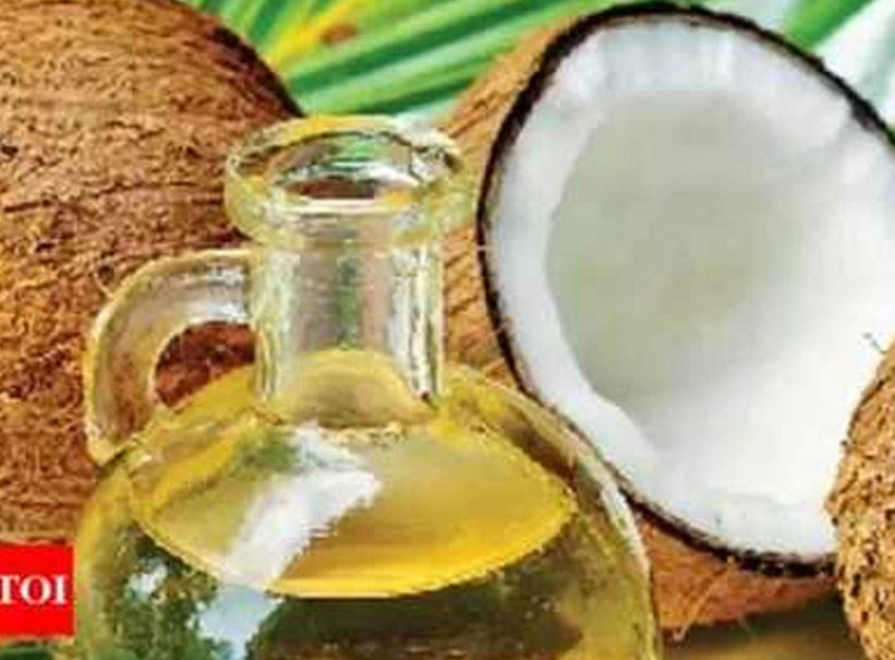 વાળમાં આ રીતે લગાવો નારિયેળ પાણી, મળશે જાદુઈ પરિણામ 6 coconut4