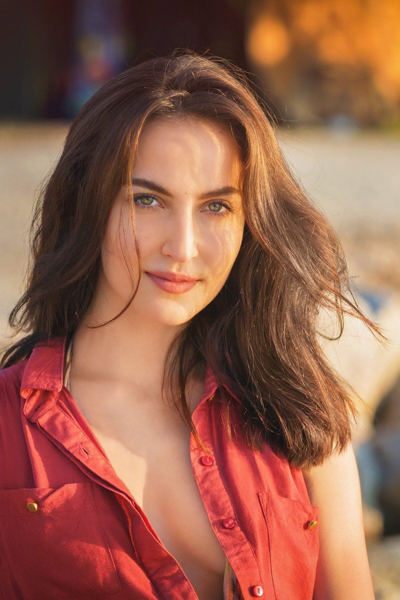 પરફોર્મન્સ બાદ બેભાન થઈ એલી અવરામ 3 EAs1Lc8UwAARwwA