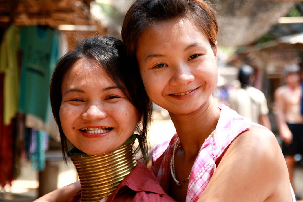 શું તમે જાણો છો નેક રીંગ ટ્રેડીશન પાછણનું કારણ.. 7 MLN