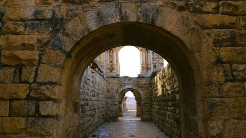 અમદાવાદથી 2 કલાક દૂર આવેલો છે ગુજરાતનો હવામહેલ.. 3 55 5