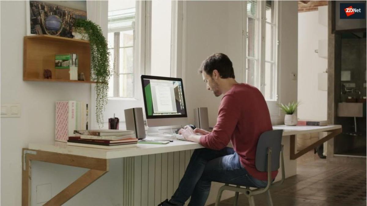 WHOએ વર્ક ફોર્મ હોમ કરનારને આપી ખાસ સલાહ, વર્ક ફોર્મ હોમ કરવાથી થઇ રહી છે અનેક લોકોને સ્વાસ્થયને લગતી સમસ્યાઓ 3 work from home essential gadgets and gea 5e665d2410393e000181d9af 1 mar 09 2020 15 15 09 poster