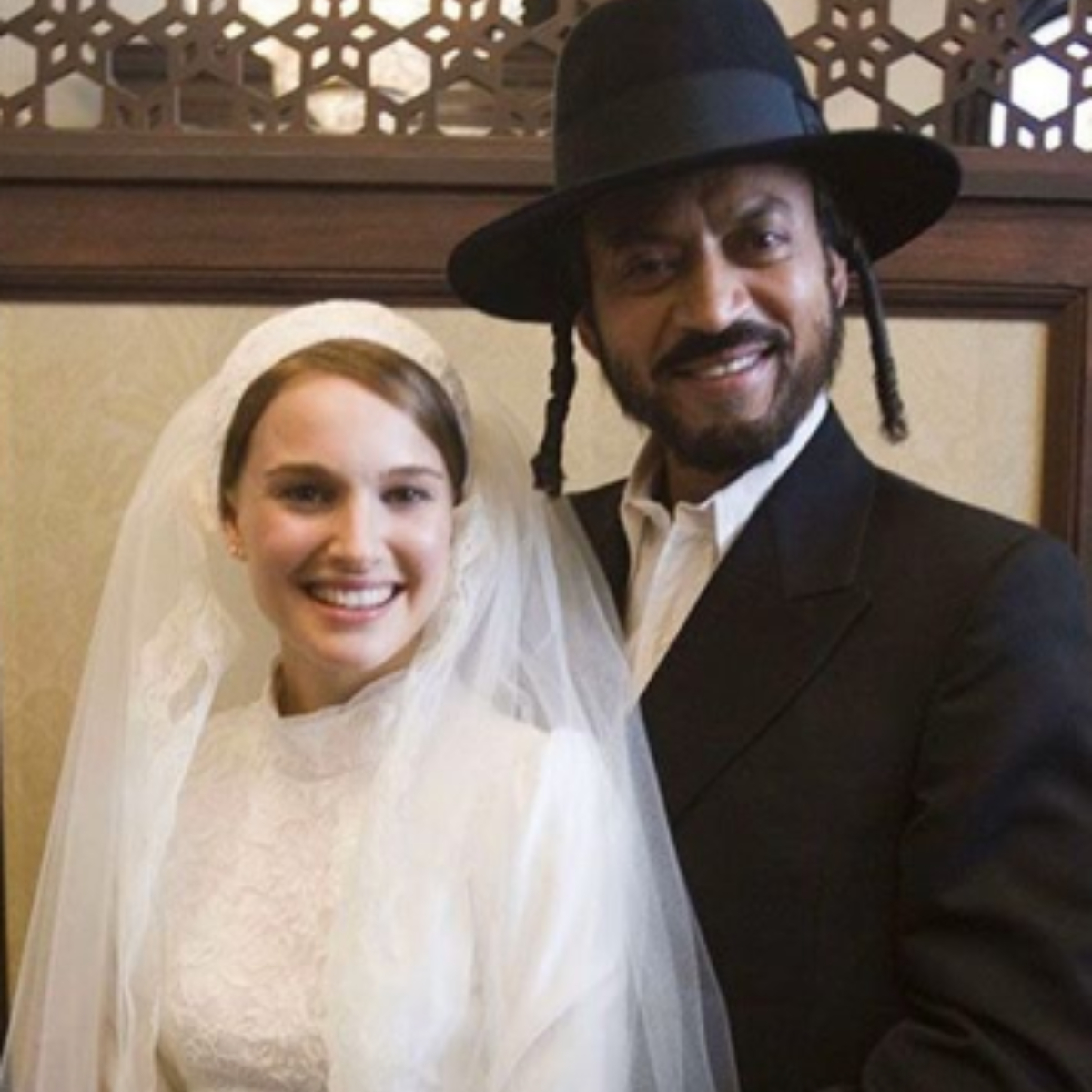 angelina jolie and natalie portman pay tribute