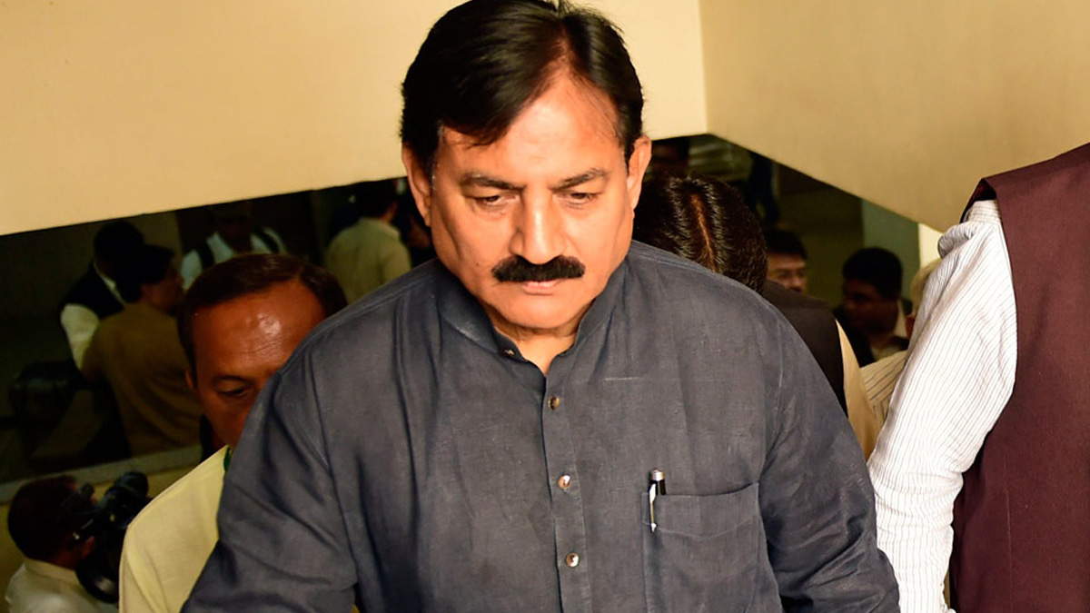 કોંગ્રેસના દિગ્ગજ નેતા ભરતસિંહ સોલંકીનો કોરોના રિપોર્ટ પોઝિટિવ,પક્ષમાં મચ્યો ખળભળાટ 5 ap20169459153733 1592817567