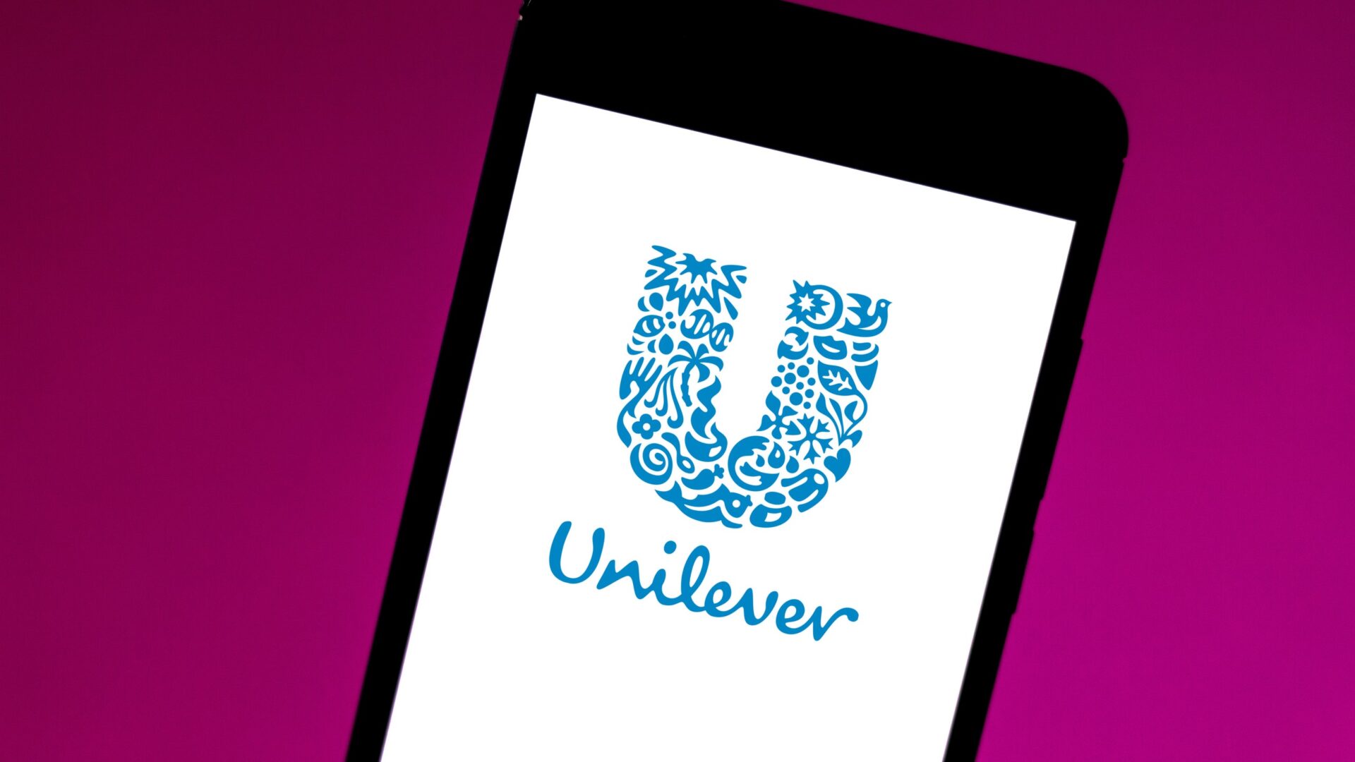 ફેર એન્ડ લવલીનું નામ બદલીને કરવામાં આવ્યું ગ્લો એન્ડ લવલી 3 GettyImages 1146666456