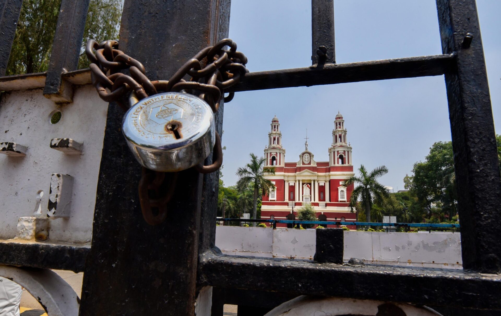 કોરોનાવાયરસના વધતા કહેર વચ્ચે શું અનલોક 3માં ખુલશે શાળા-કોલેજ અને સિનેમા હૉલ !! સરકાર કરી રહી છે વિચાર 2 PTI08 06 2020 000067A 1593451357 1 scaled