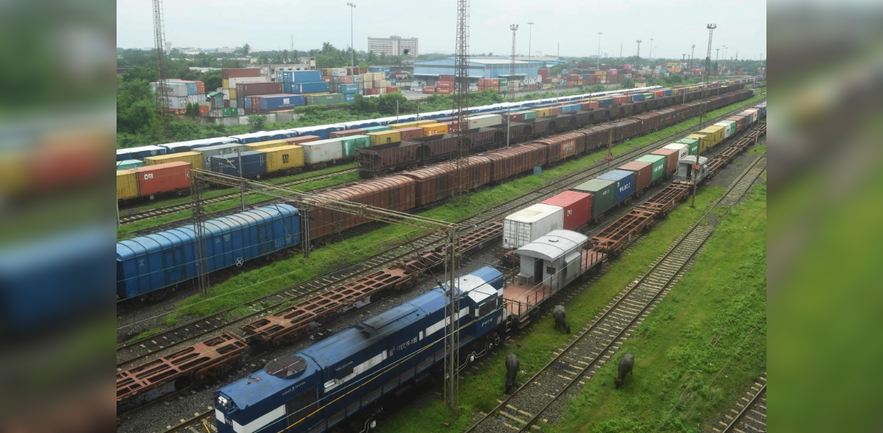 કોરના મહામારી વચ્ચે ભારતીય રેલવેએ બનાવ્યો આ નવો રેકોર્ડ,કર્યું આ અભૂતપૂર્વ કામ 4 download 52 1596040475