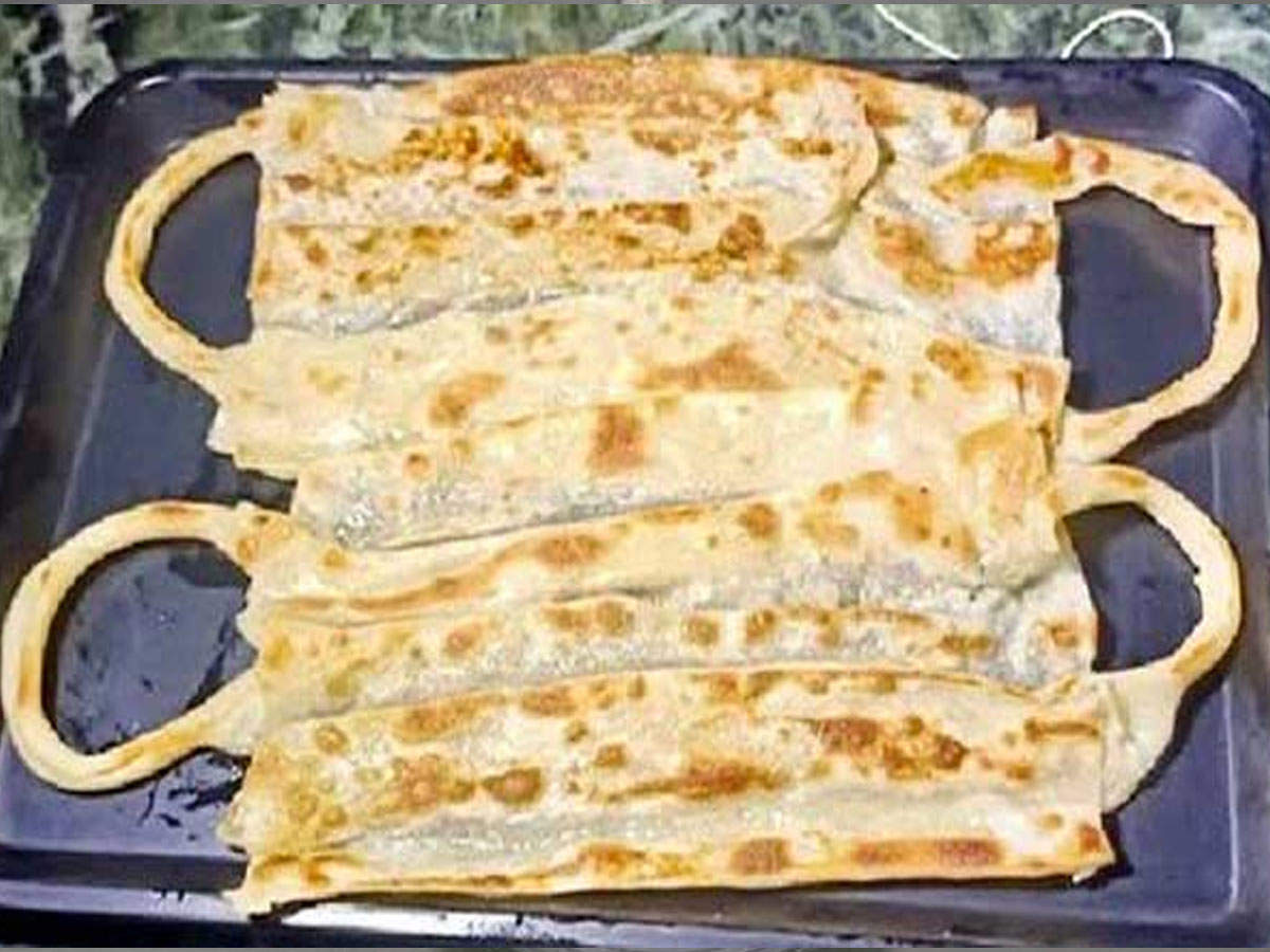 તમિલનાડૂના એક રેસ્ટોરંટમાં કોવિડ-19 અંગે જાગૃતિ ફેલાવવા માટે અપનાવ્યો આ કિમીયો 3 funny pics 1