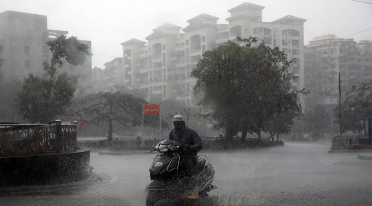 વર્ષ 2015 પછી પ્રથમ વખત દક્ષિણ ગુજરાત કરતા સૌરાષ્ટ્રમાં વધારે વરસાદ 2 rain 1200 1 1