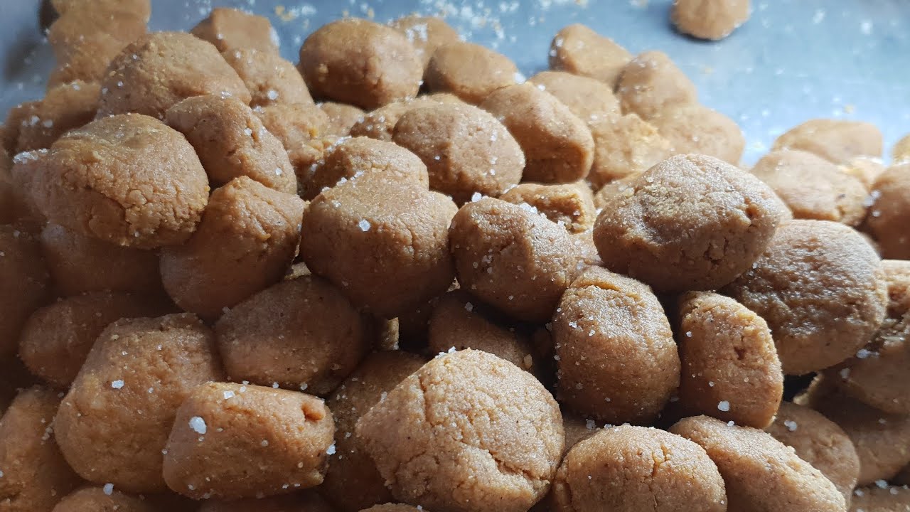 જન્માષ્ટમીના તહેવાર પર ઘરે બનાવો મથુરાના પેંડા, જાણો મથુરાના પેંડા બનાવવાની એકદમ ઇઝી રેસિપી 4 maxresdefault 2020 08 10T162528.459