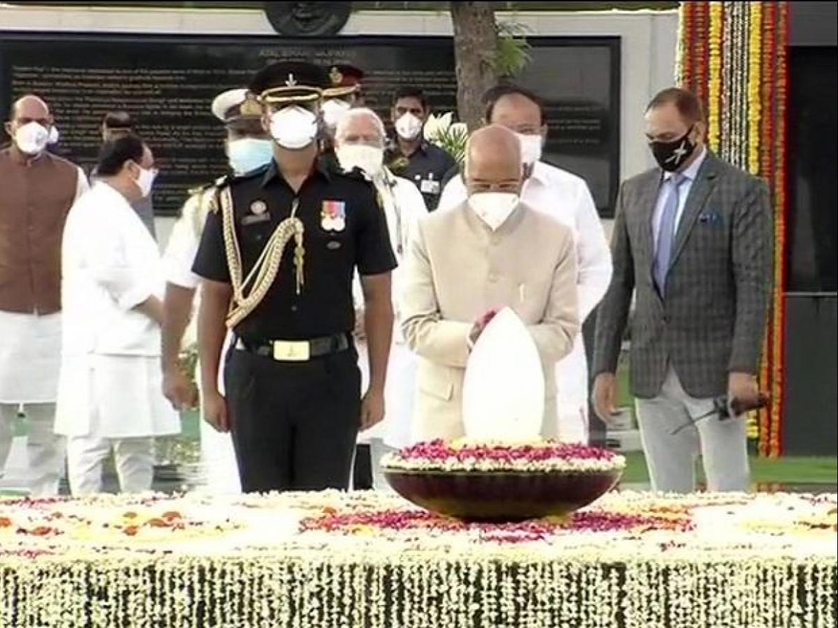 પૂર્વ પ્રધાનમંત્રી અટલ બિહારી વાજપેયીની આજે છે બીજી પુણ્યતિથિ,પીએમ મોદી સહિત અનેક નેતાઓએ આપી શ્રદ્ધાંજલિ 3 media handler 32