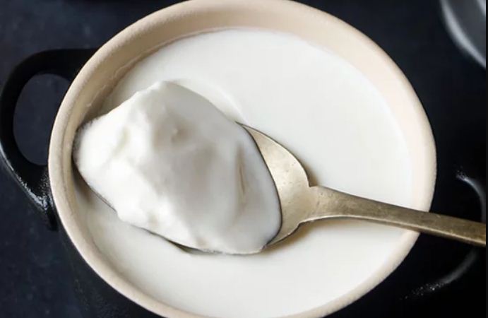 લાલ કિતાબના મુજબ દહીં સ્નાનના ફાયદા અદભૂત... 2 dahi 001