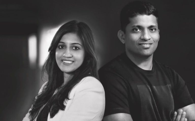 સાધારણ શિક્ષક બનીને આ મહિલાએ 22 હજાર કરોડની કરી કમાણી 5 divya 5 768x477 1