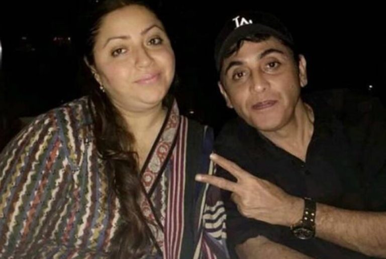 આ છે ભાભી જી ઘર પર હૈ સ્ટાર્સના રિયલ લાઈફ પાર્ટનર, શુભાંગી અત્રેથી લઈને આસિફ શેખના હમસફર સુધી 2 1 102 768x516 1