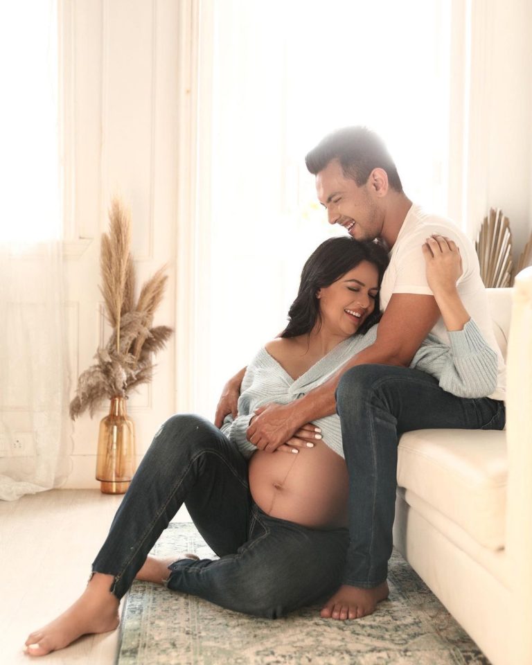 કાજલ અગ્રવાલથી લઈને ભારતી સુધી, આ વર્ષે આ સ્ટાર્સ માતા-પિતા બનશે, તેમના પહેલા બાળકનું સ્વાગત કરશે. 2 272350159 283653777085892 1234942256514328951 n 768x960 1