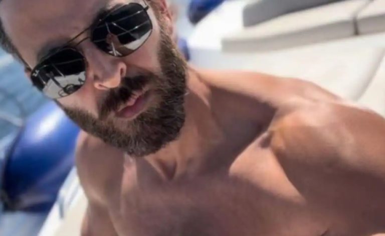 2022 નવા વર્ષની ઉજવણીમાં આખું બોલિવૂડ જગત ડૂબી ગયું, સ્ટાર્સે રોમેન્ટિક અંદાજમાં તેમના નવા વર્ષની ઉજવણી કરી 7 6 768x472 1