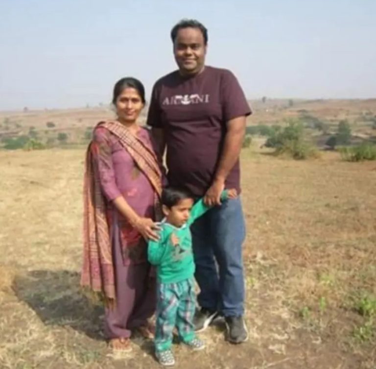 આ છે ભાભી જી ઘર પર હૈ સ્ટાર્સના રિયલ લાઈફ પાર્ટનર, શુભાંગી અત્રેથી લઈને આસિફ શેખના હમસફર સુધી 8 7 6 768x753 1