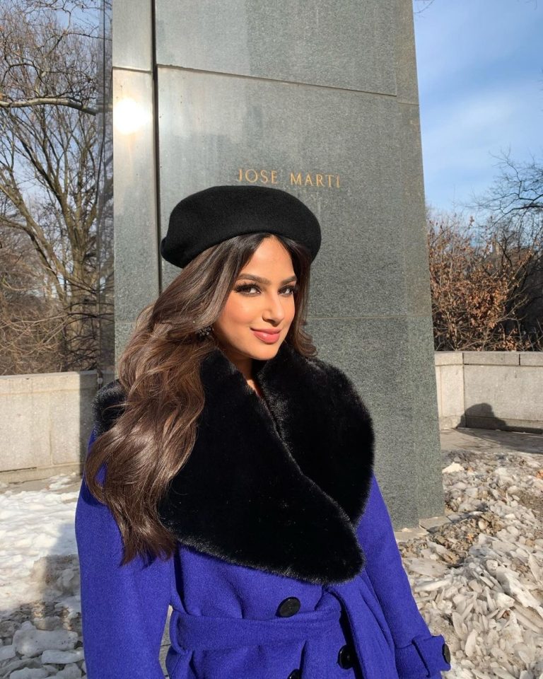 મિસ યુનિવર્સ હરનાઝ સંધુ ન્યૂયોર્કની સડકો પર મસ્તી કરી રહી છે, તેની સ્માઈલ જોઈને બધાને ખાતરી થઈ ગઈ કે,. 4 Harnaaz Kaur Sandhu 15.01.22 3 768x960 1