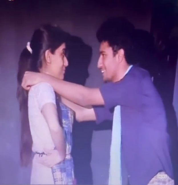 13 વર્ષ પહેલા વિકી કૌશલે આ એક્ટ્રેસને મારી હતી થપ્પડ, વીડિયો જોઈને કેટરિના પણ હોંશ ઊડી ગયા. 5 IMG 20220119 141044