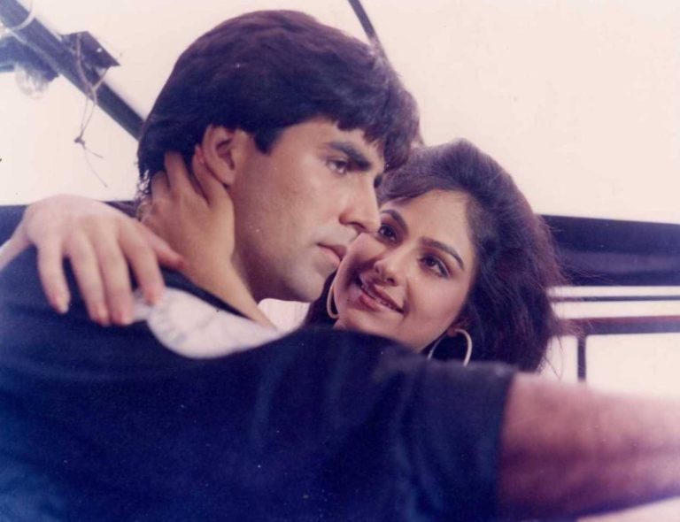 બોલિવૂડની આ 7 સુંદરીઓ ક્યારેય બનતી હતી ટ્વિંકલ ખન્નાની બહેનો, તેમની સુંદરતા જોઈને પતિ અક્ષય કુમાર દંગ રહી ગયા. 2 akki 1 768x590 1