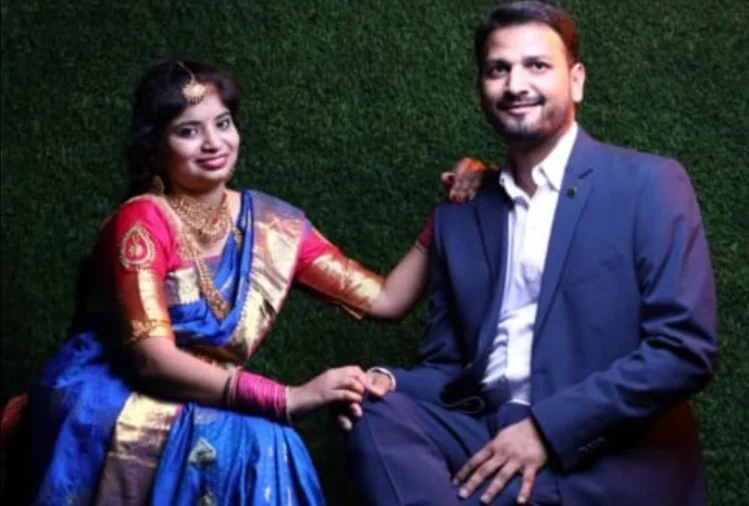 વૈષ્ણોદેવી દુર્ઘટનામાં ડો. અર્ચનાની માંગણીનું સિંદૂર એક મહિનામાં જ બગડી ગયું, કહ્યું- મેં શું પાપ કર્યું છે. 2 doctor arun with wife 03 01 2022 1