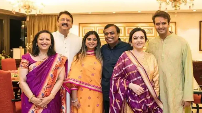 લગ્ન પછી મુકેશ અંબાણીની દીકરી રહે છે, કરોડોની કિંમતના આ આલીશાન બંગલામાં, જુઓ ફોટાઓ. 5 gulita 01 01 2022 7 768x433 1