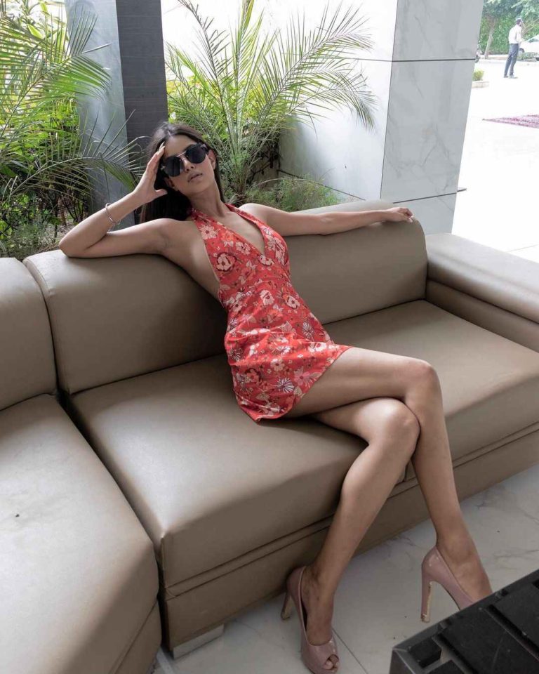 મિસ યુનિવર્સ 2021નો તાઝ જીતનાર હરનાઝ સંધુએ બોલ્ડ અને હોટ ફોટોશૂટ કરવ્યું, જુઓ ફોટાઓ. 8 h 768x960 1