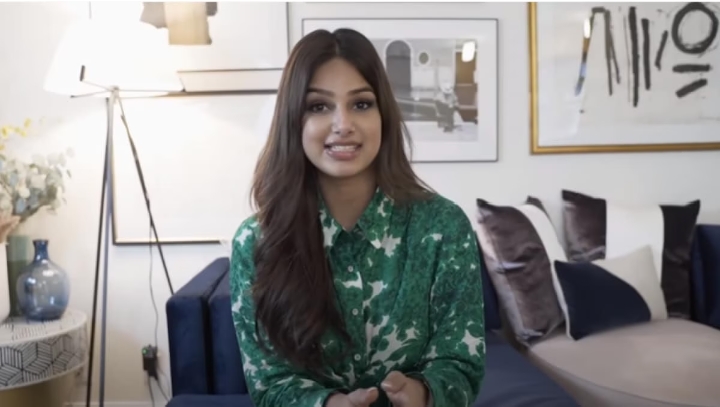 મિસ યુનિવર્સ હરનાઝ સંધુ ન્યૂયોર્કની સડકો પર મસ્તી કરી રહી છે, તેની સ્માઈલ જોઈને બધાને ખાતરી થઈ ગઈ કે,. 6 harnaaz sandhu in new yorksddddw