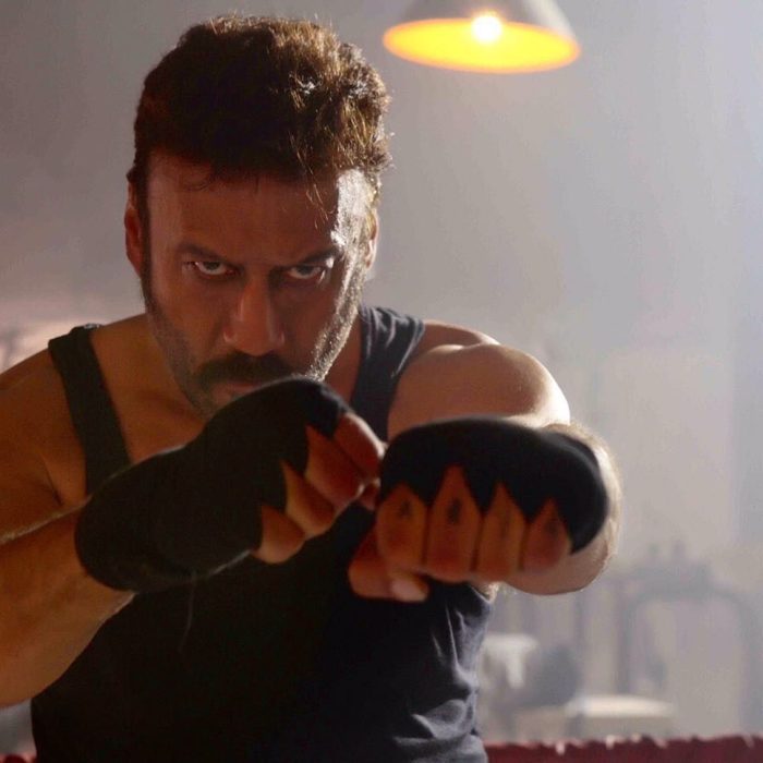 આ 7 બોલિવૂડ કલાકારો તેમની ફિટનેસથી વૃદ્ધાવસ્થાને આ રીતે માત આપી રહ્યા છે, આજે પણ તેઓ યુવાનોના આઇકોન છે. 6 jackie shroff 6 1 22 1 700x700 1