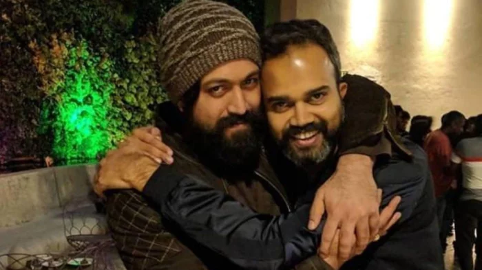 KGF ચેપ્ટર 2: અભિનેતા યશને 25 કરોડ મળ્યા, સંજય-રવીના પણ કરોડો પૈસા મળ્યા, જાણો તમામ સ્ટાર્સની ફી. 7 prshant neel kgf 700x393 1