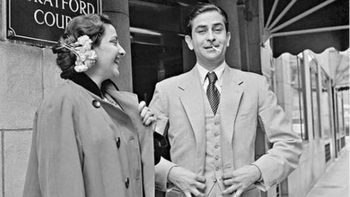 પિતા સુપરસ્ટાર હતા, પણ પુત્રને મજૂર બનાવવામાં આવ્યો હતો, એક સમયે રાજ કપૂર બોમ્બે ટોકીઝમાં મજૂર તરીકે કામ કરતા હતા. 7 raj kapoor 5