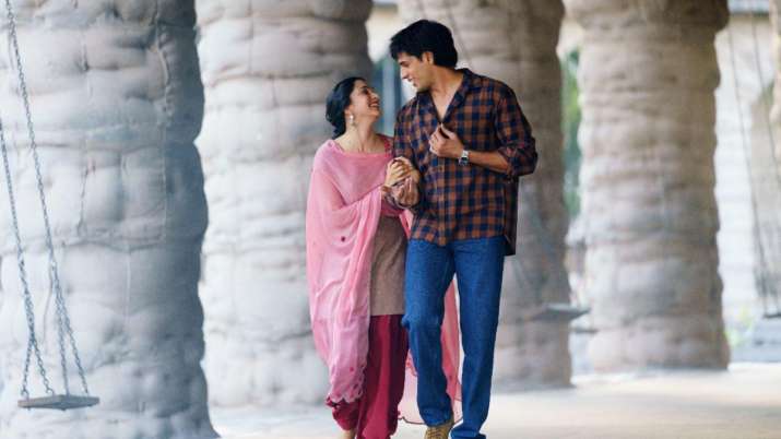 હવે જાહેર થયું! શેરશાહ ફિલ્મ માટે કિયારા અડવાણી નહીં, પણ આ અભિનેત્રી મેકર્સની પહેલી પસંદ હતી. 4 shershaah 13 8 21 1