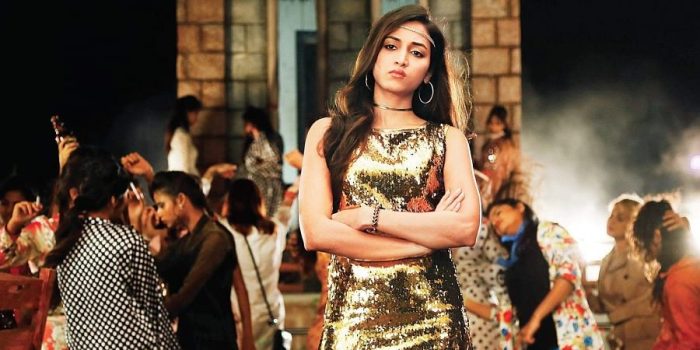 KGF ચેપ્ટર 2: અભિનેતા યશને 25 કરોડ મળ્યા, સંજય-રવીના પણ કરોડો પૈસા મળ્યા, જાણો તમામ સ્ટાર્સની ફી. 6 srinidhi kgf 16 1 22 1 700x350 1