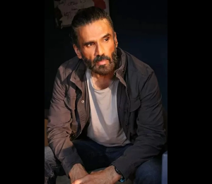 સુનીલ શેટ્ટીની વહુ સામે બોલિવૂડ એક્ટ્રેસ નિષ્ફળ ગઈ, દીકરો આવી સુંદર દેવદૂતથી મોહી ગયો. 2 sunil shetty 4 10 21 1