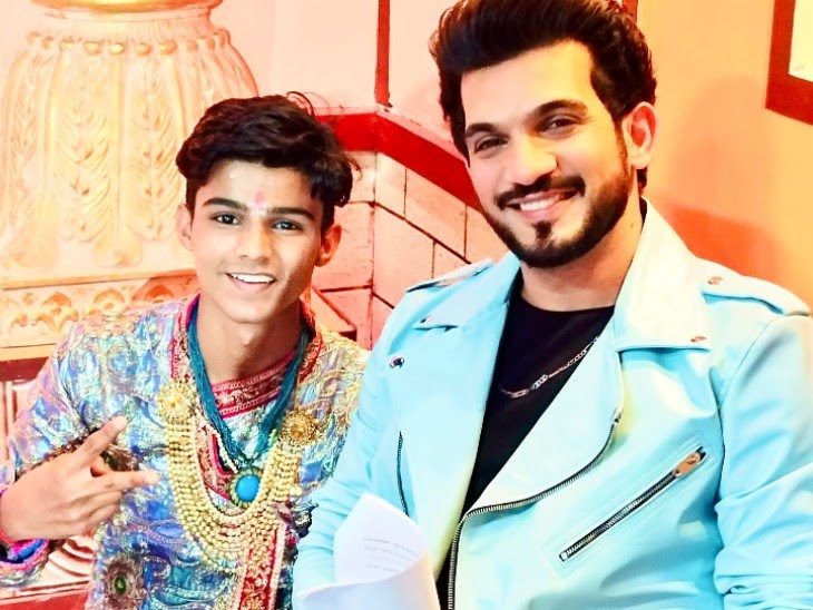 અલવર કે લાલનો ડાન્સ જોઈ શિલ્પા શેટ્ટી પોતાની જાતને રોકી ન શકી, માથા પર પોટ બાંધીને ડાન્સ કર્યો. 6 IMG 20220131 WA0006