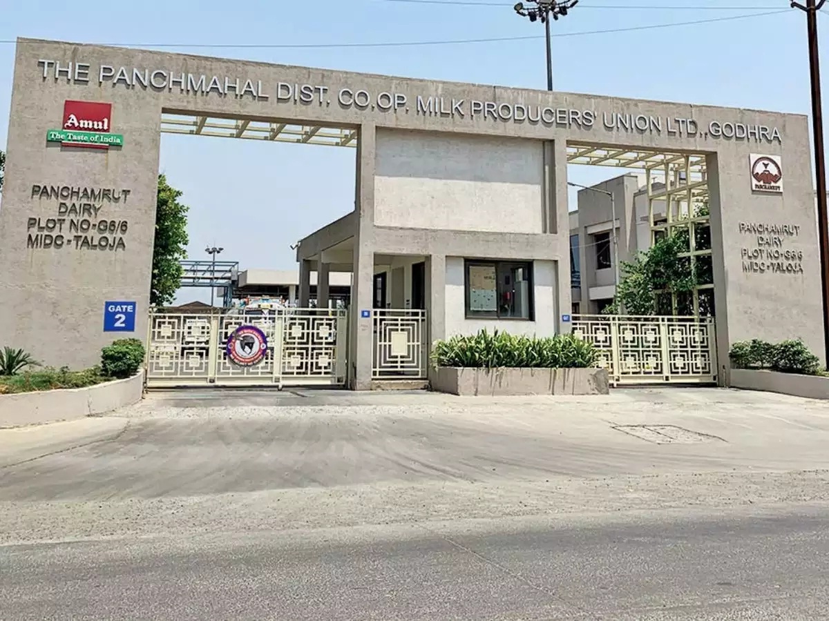 પશુ પાલકો માટે ફાયદાના સમાચાર! અમૂલ ડેરીએ દૂધના ખરીદ ભાવમાં 10 રૂનો વધારો કર્યો 3 Beneficial news for animal breeders! Amul Dairy has increased the purchase price of milk by Rs