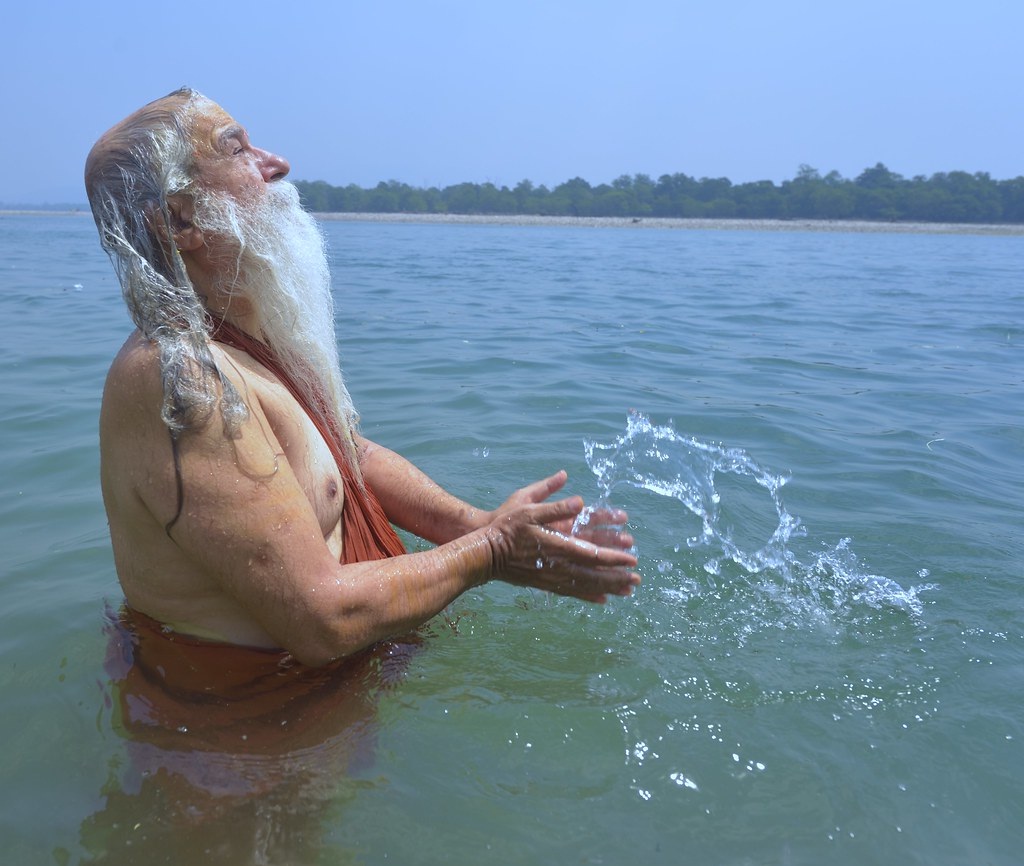 Destroying the 10 vices in human beings means "Dussehra"; Ganga bathing on the day of Dussehra is of such importance