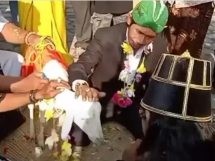 Was left today? He got married to a goat and got dowry of 117 rupees