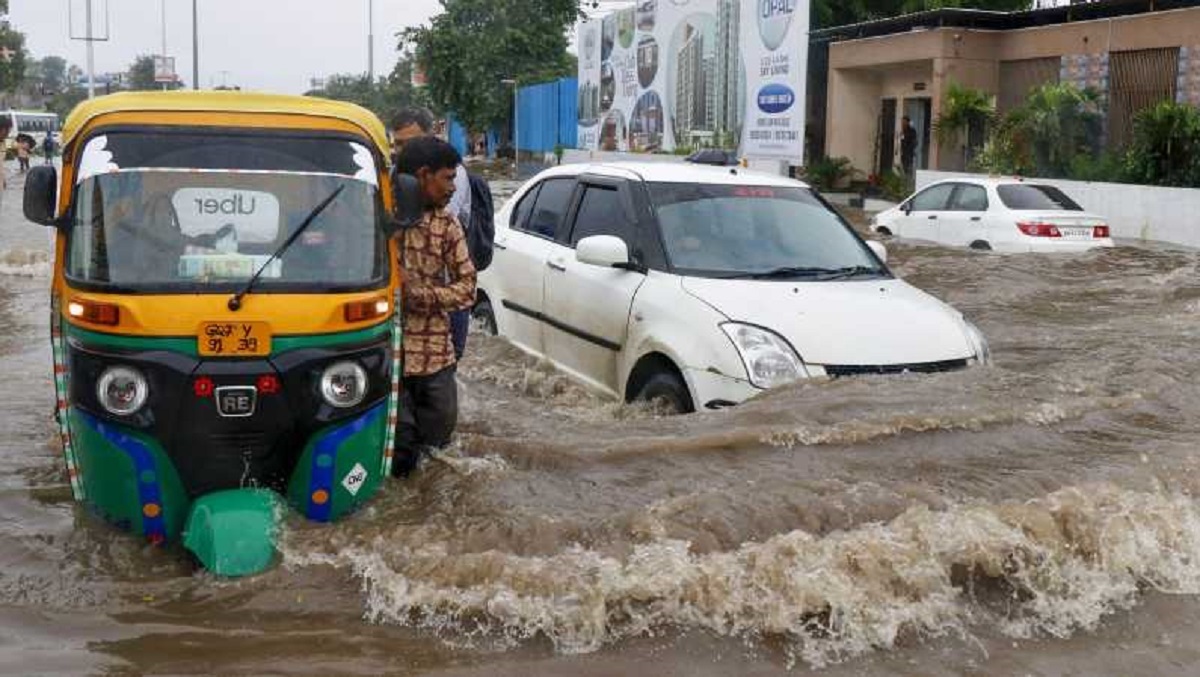 Megharaja's successor in South Gujarat including Saurashtra; Find out where and how much rain fell