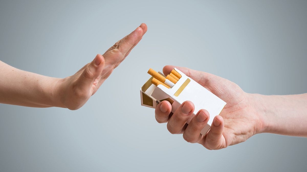 Unique effort of the government! The government will give a reward of Rs 40,000 to those who quit smoking