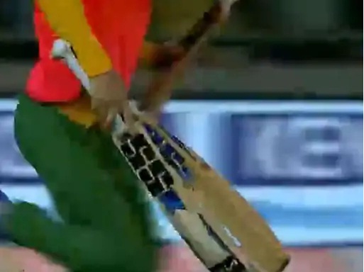 Avesh Khan threw the ball in such a way that the bat was cut in two!