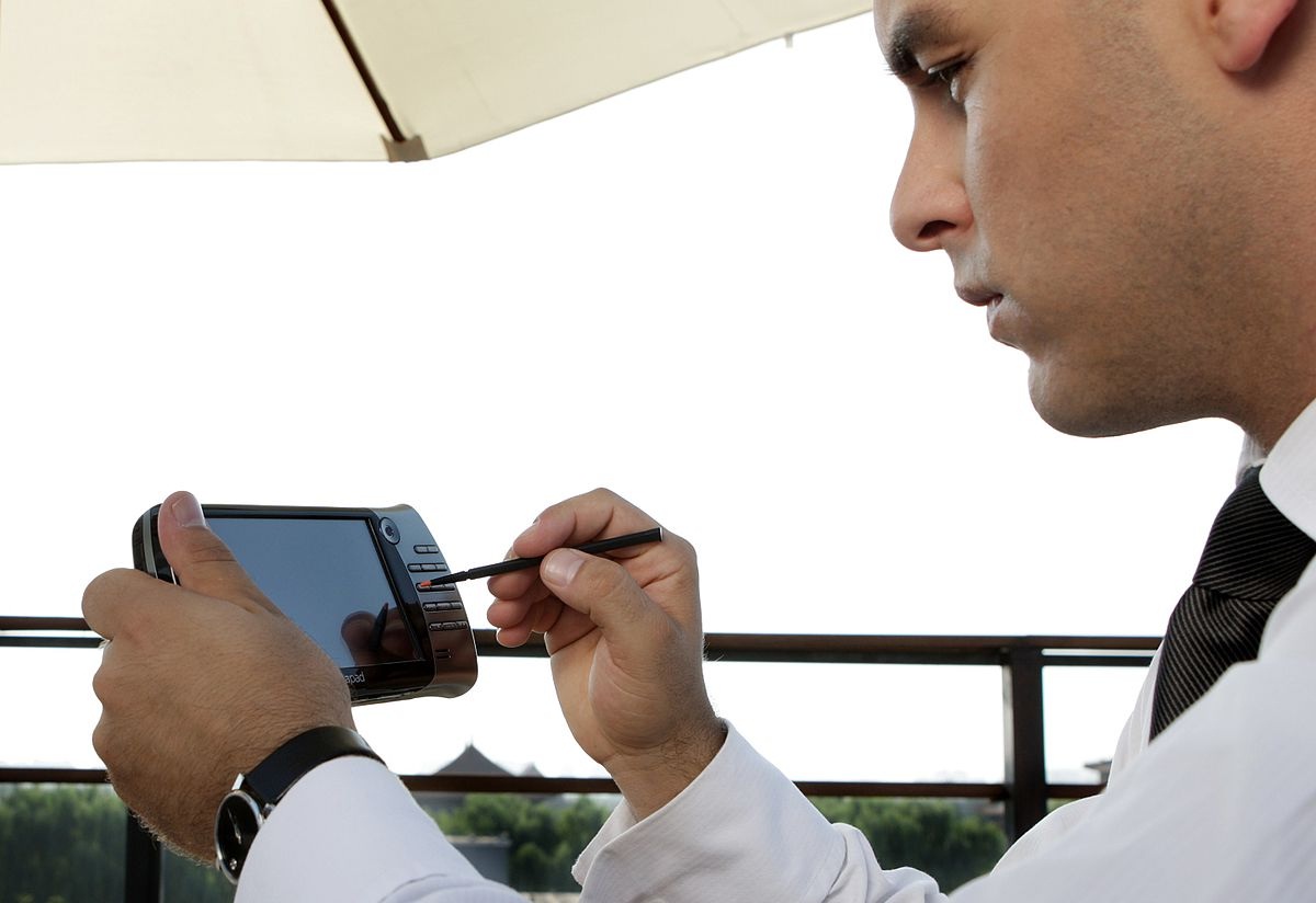 મોબાઈલમાં ઇન્ટરનેટ સ્પીડ વધારવાની આ છે સરળ ટિપ્સ: ફટાફટ થવા લાગશે ડાઉનલોડ 3 Here are some simple tips to increase internet speed in mobile: Downloads will start speeding up