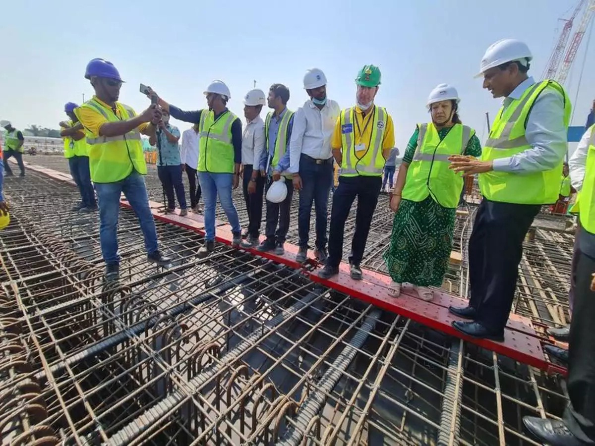 Prime Minister Modi's dream project Bullet Train! Bullet train running from Rat to Bilimora between Surat Bilimora from 2026