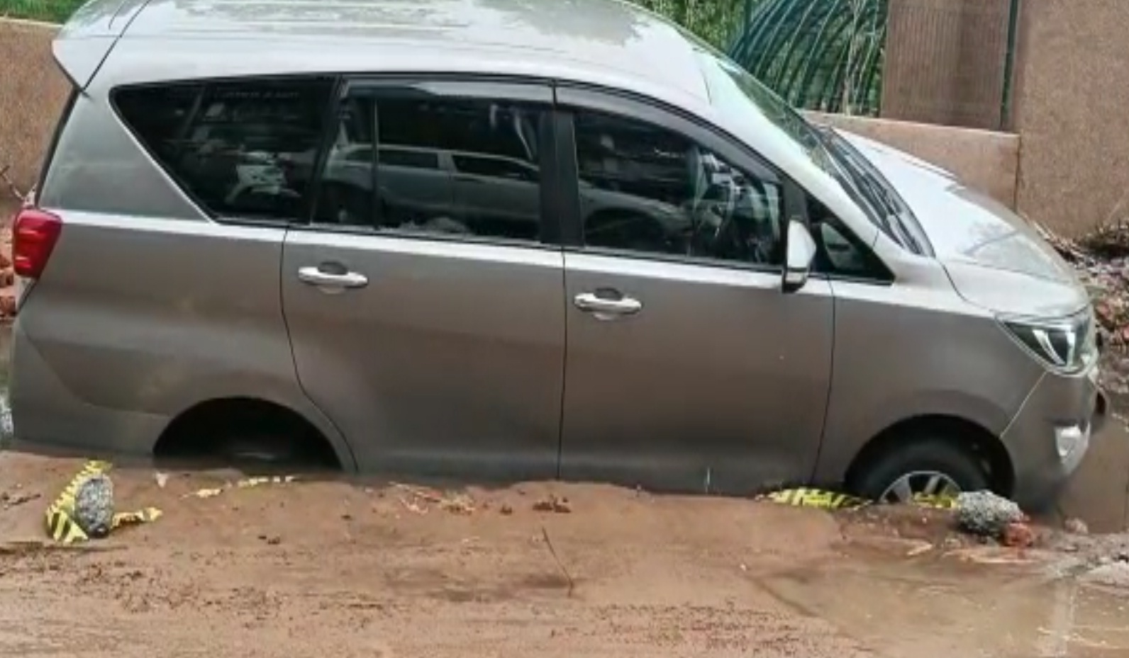 Wherever you look in Ahmedabad, "Panipani", torrential rains have made the city miserable