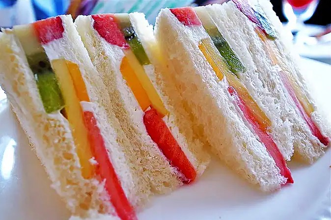 give-the-kids-this-sandwich-in-the-lunch-box-the-easiest-way-to-make-it