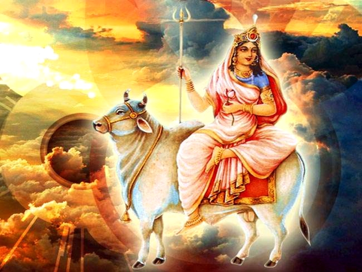 Navratri Puja 2022 : નવરાત્રિના પહેલા દિવસે કરો મા શૈલપુત્રીની પૂજા 4 Devi Shailputri